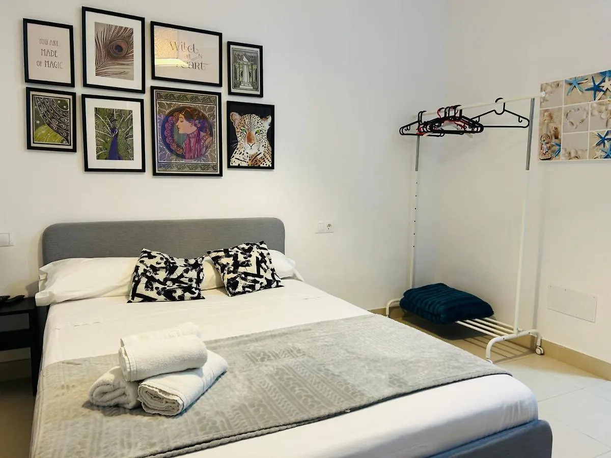 Cheap Studios Malaga Center España