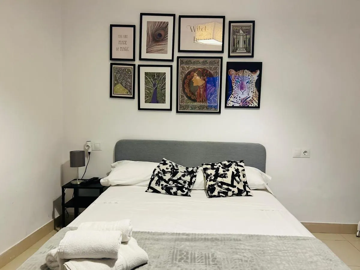 Cheap Studios Malaga Center 0*,  Spagna